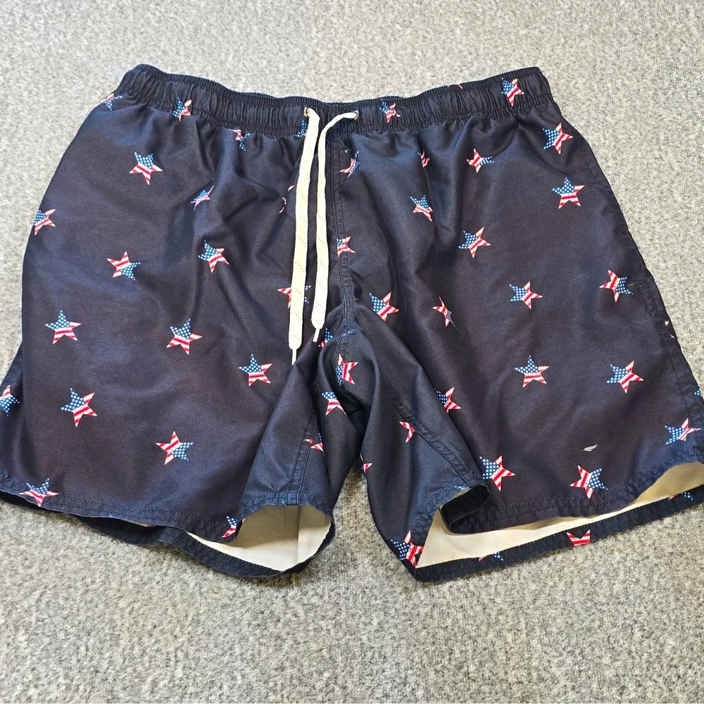 City Streets Mens Large American Flag Stars Swimming  Shorts